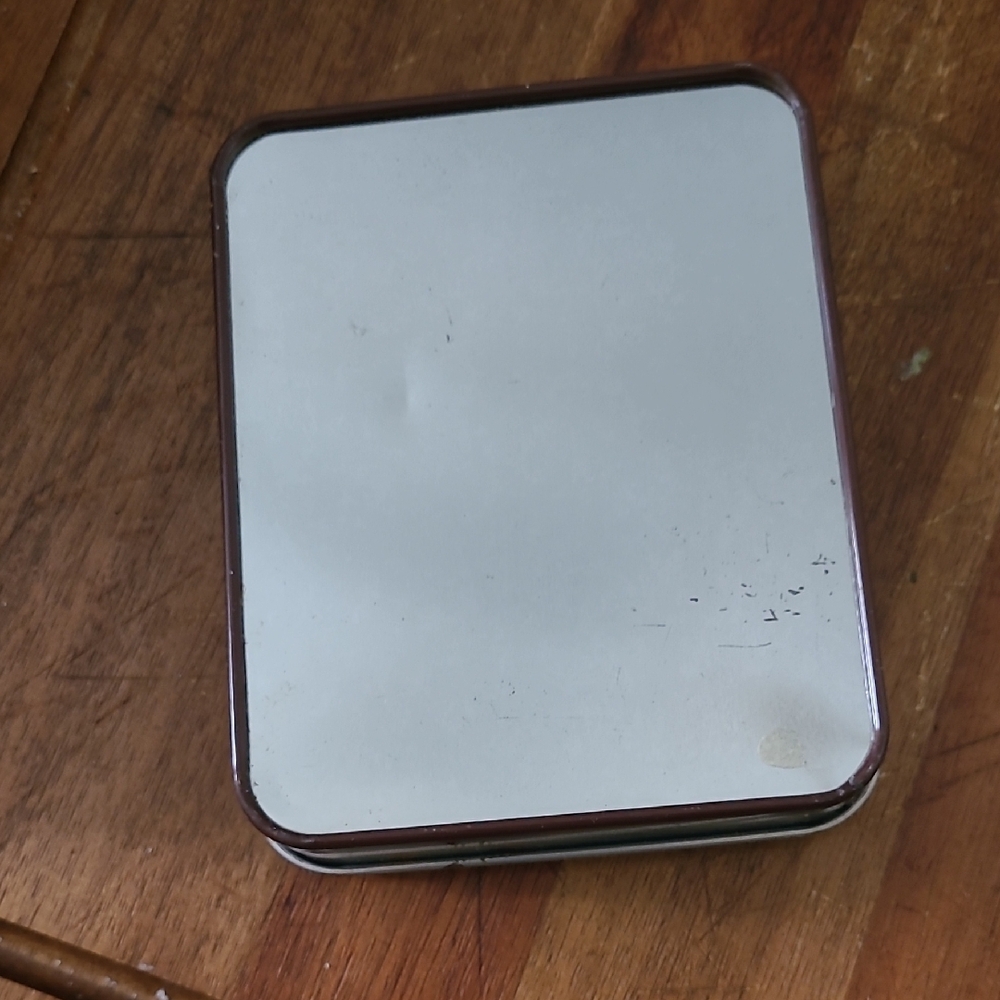Norman Rockwell Tin Box With Mens Wallet - Picture 7 of 7